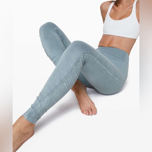 Lululemon Inner Glow Tight 28"
Washed Chambray - Picture 2 of 10